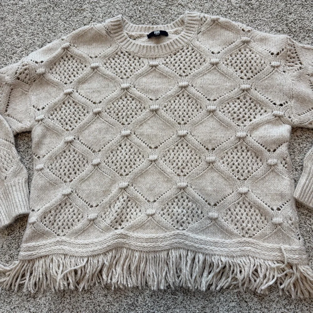 Frye Oatmeal Heather Knit Fringe Sweater | Boho Chunky Textured Pullover Large - Picture 2 of 11